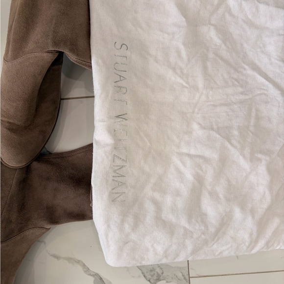 Stuart Weismann - Beige Lowland. Over The Knee -8.5 - Picture 8 of 9